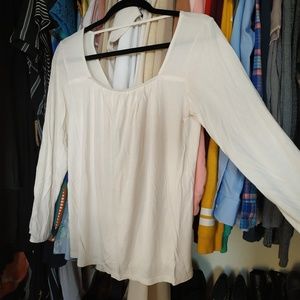 Soft and pretty Old Navy blouse